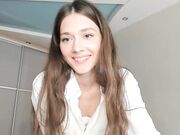 willa_williams Oct-04 Baby face webcam show