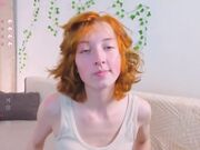 luvenianitschke Redhead new girl shows her ass at chaturbate September-2025