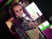anuskatzz-tattooed-girl-ride-bad-ass-toyss_720p