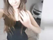 andreza sexy teen cums squirt
