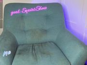 sarah__marlow__ Squirting dildo show on the chair