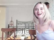 yuppiyulia webcam chaturbate with perky american girls