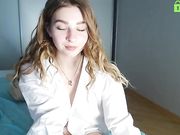 zoe_0 Top Cam With A Very Sexy Young Girl