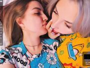 Larragane lesbian wet kissing 08-20-2022