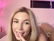 jadebabexoxoxo February-21-2023 Skinny blonde shows ass